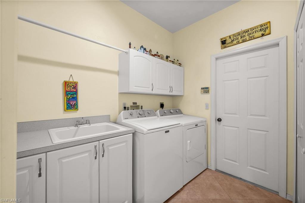 MANATEE BAY UNRECORDED SUBDIVISION - Residential