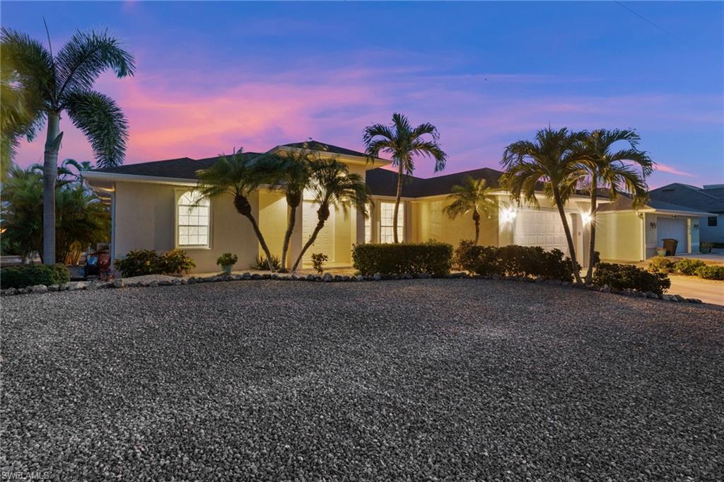 MANATEE BAY UNRECORDED SUBDIVISION - Residential