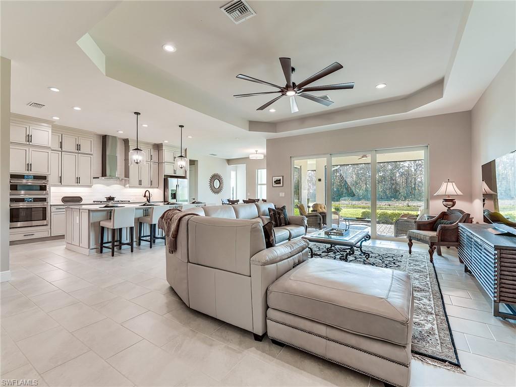 EDGEWATER TRACE - Residential