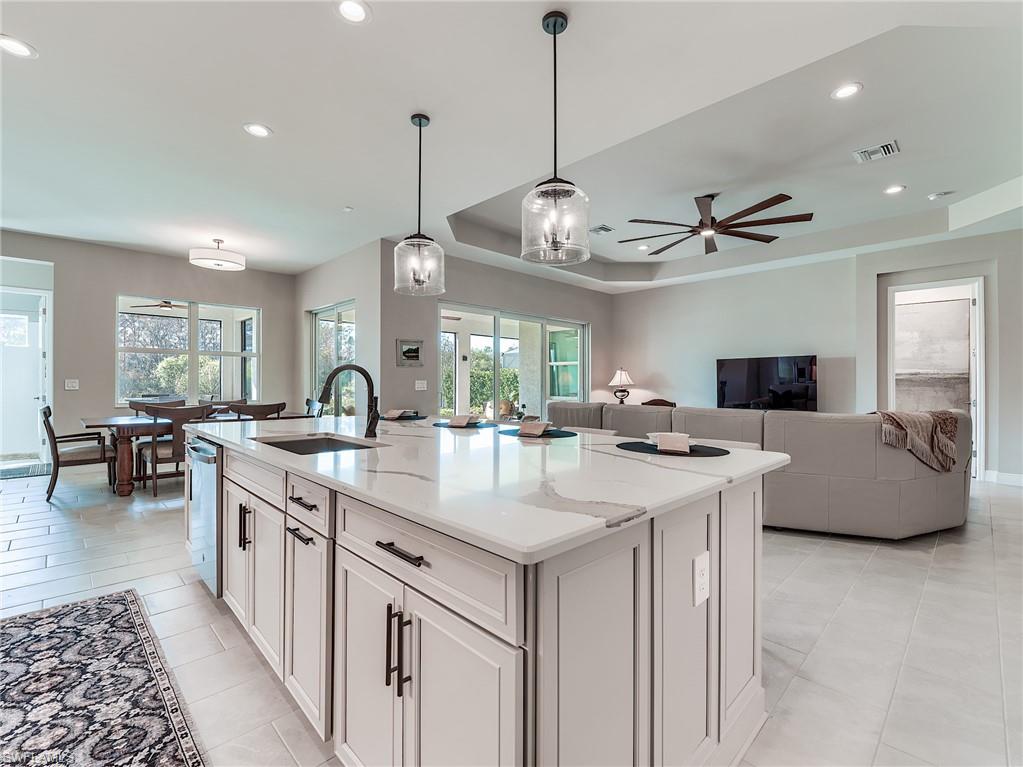 EDGEWATER TRACE - Residential