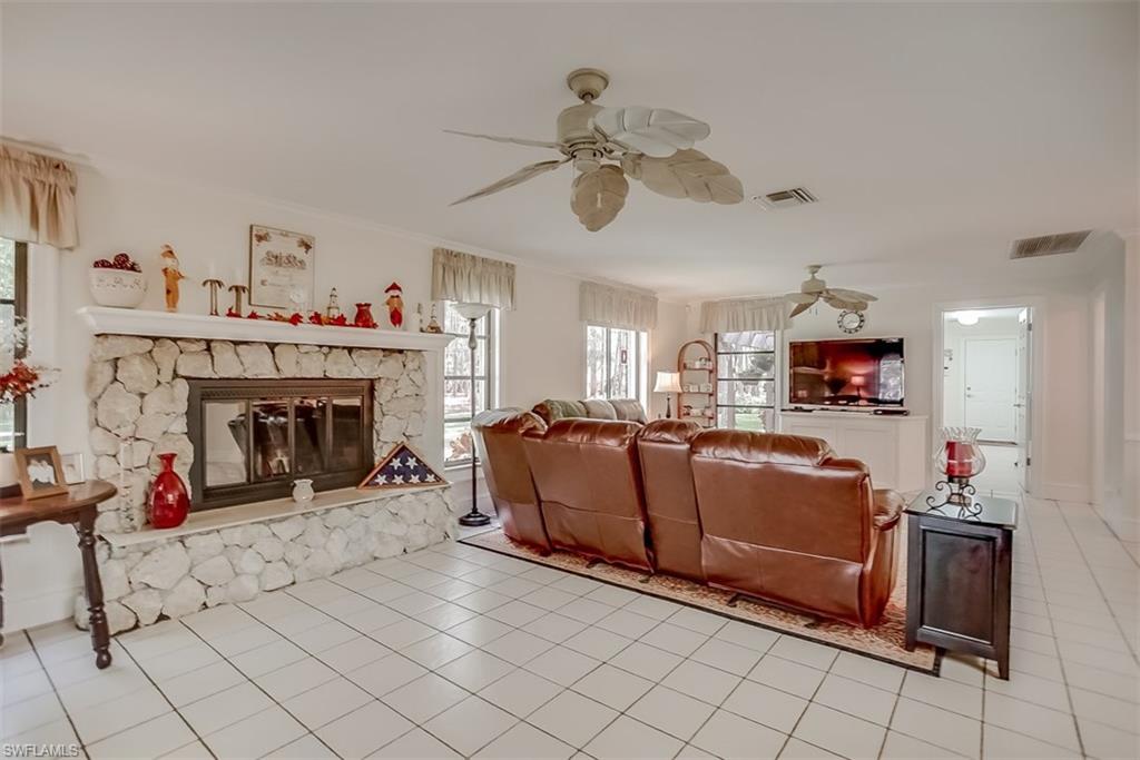 OAKES ESTATES - Residential