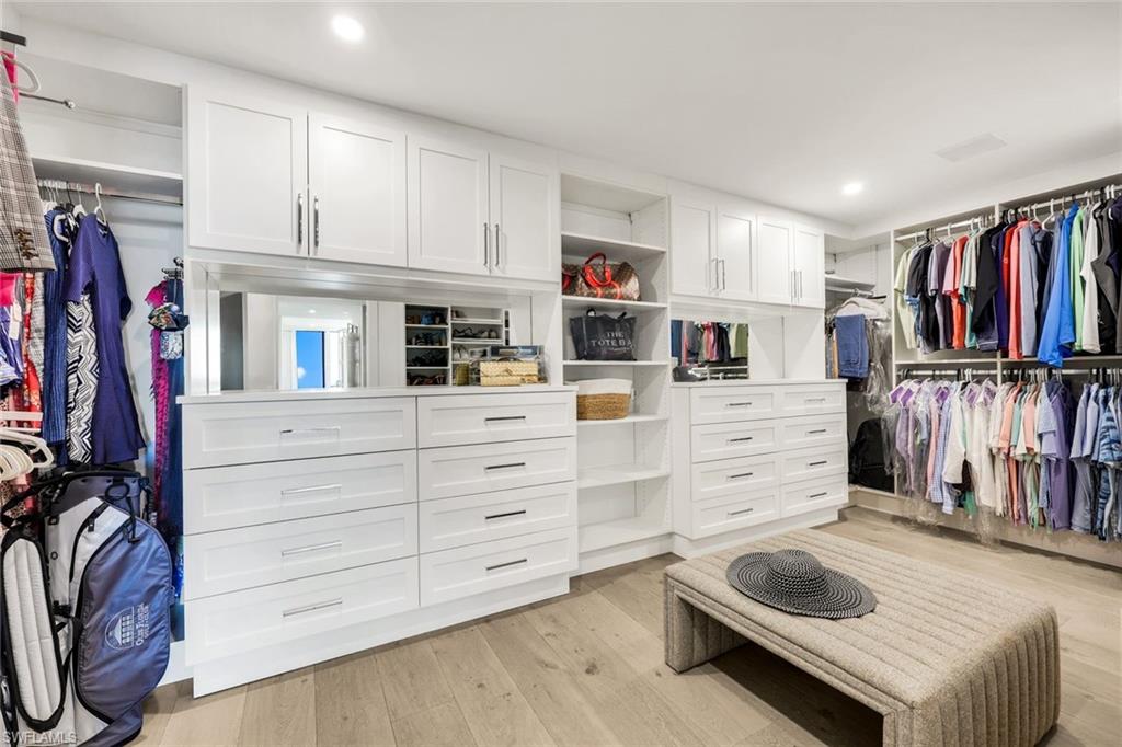 KALEA BAY TOWER 300 - Residential