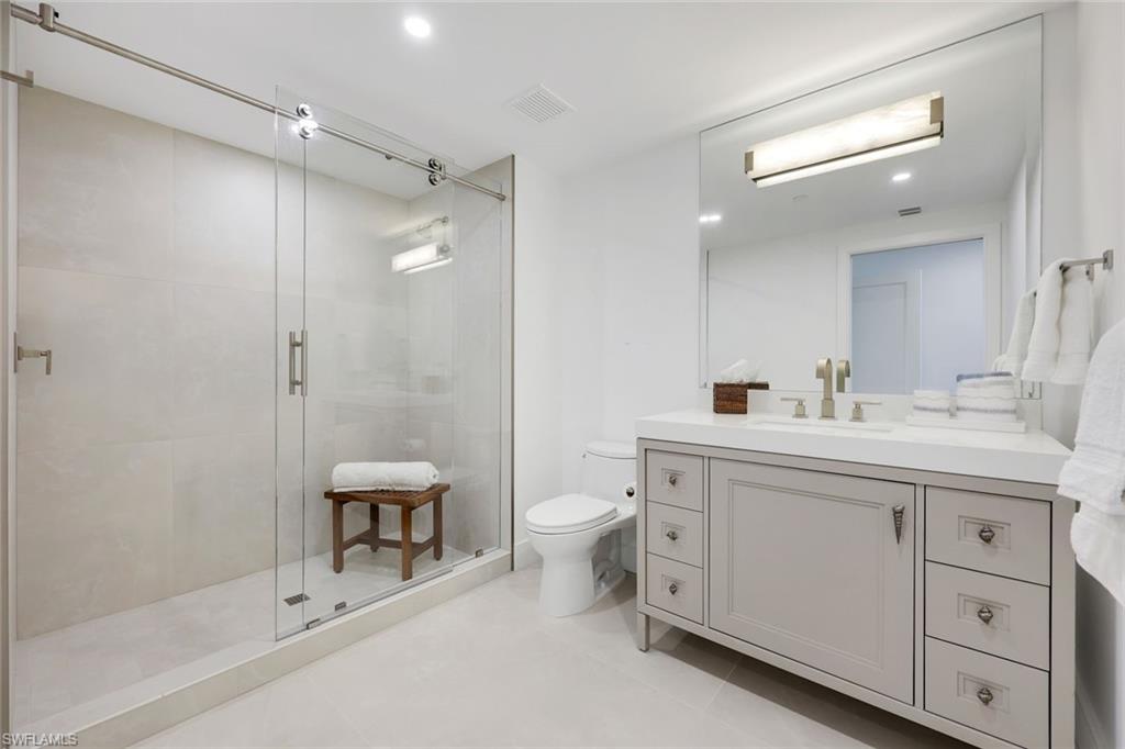 KALEA BAY TOWER 300 - Residential