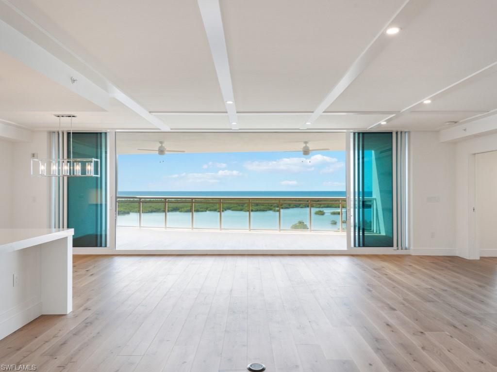KALEA BAY TOWER 300 - Residential