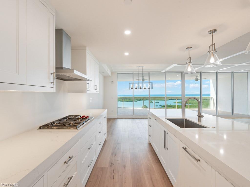 KALEA BAY TOWER 300 - Residential