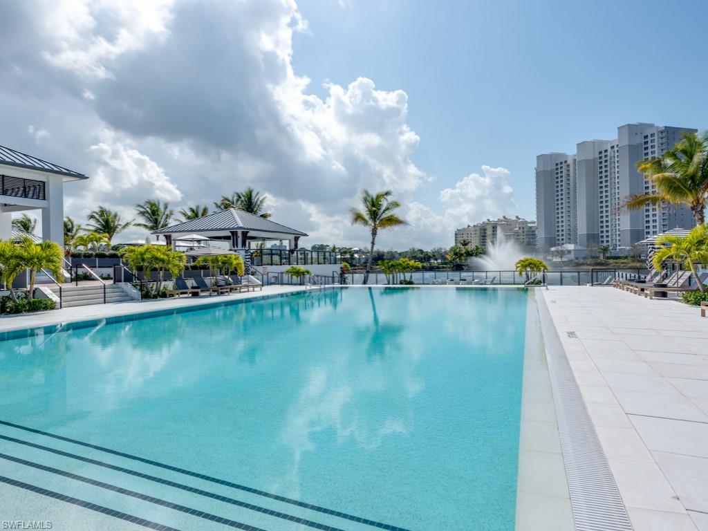 KALEA BAY TOWER 300 - Residential