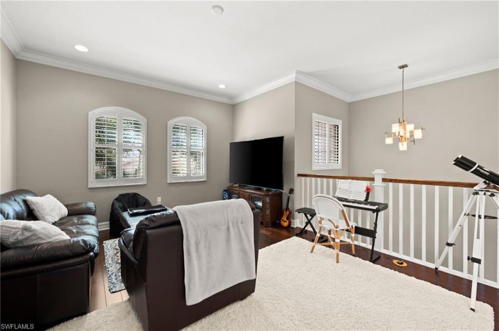 RIVERSTONE - Residential