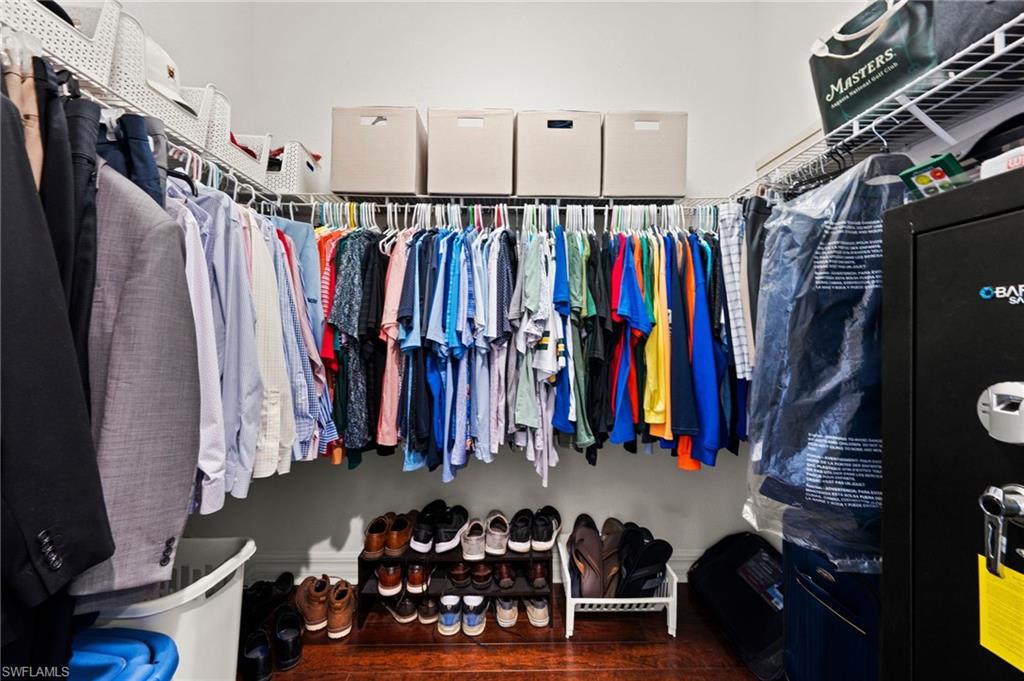 RIVERSTONE - Residential