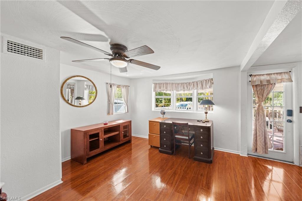 SUNCOAST ESTATE - Residential