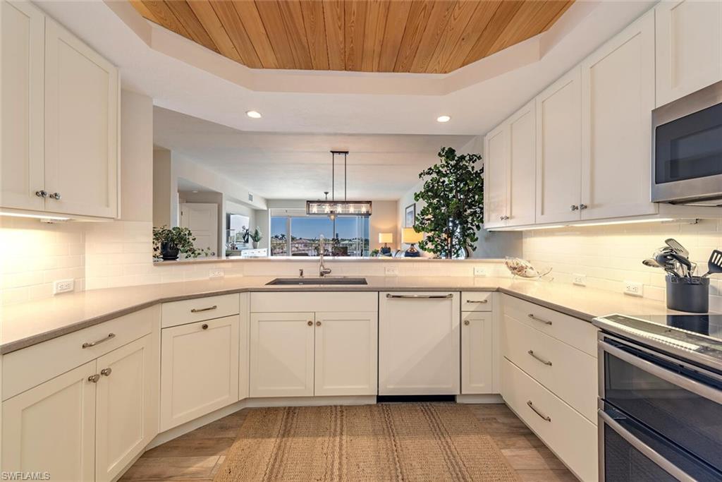 LA SCALA AT VANDERBILT BEACH - Residential