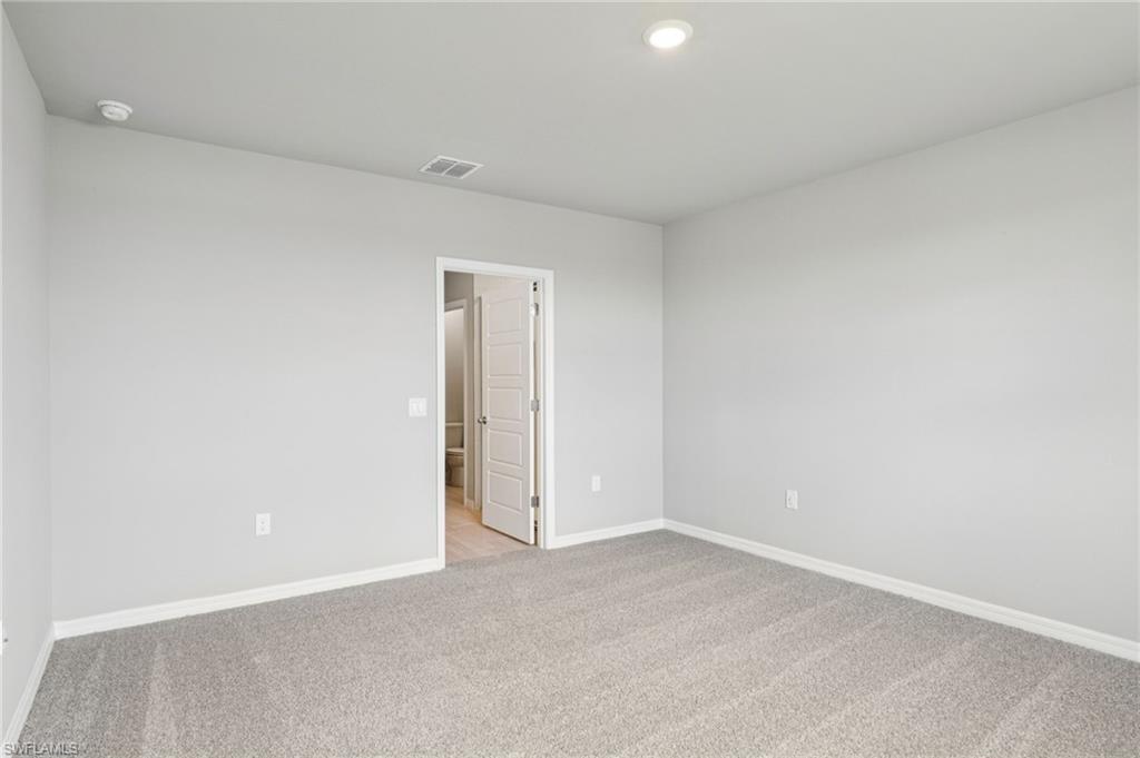 CRESCENT LAKES - Residential