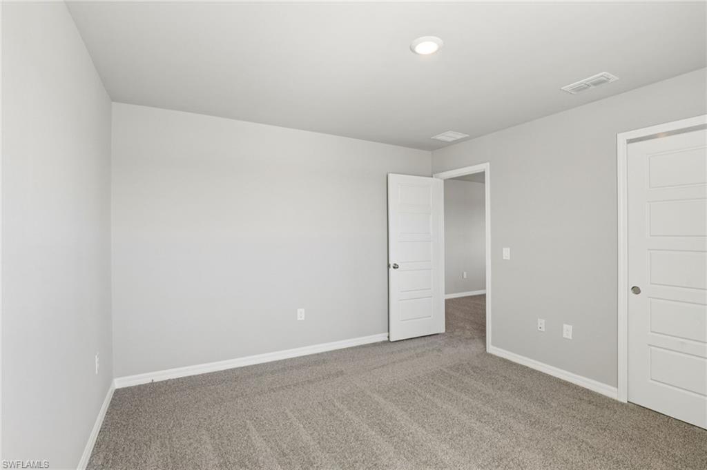 CRESCENT LAKES - Residential