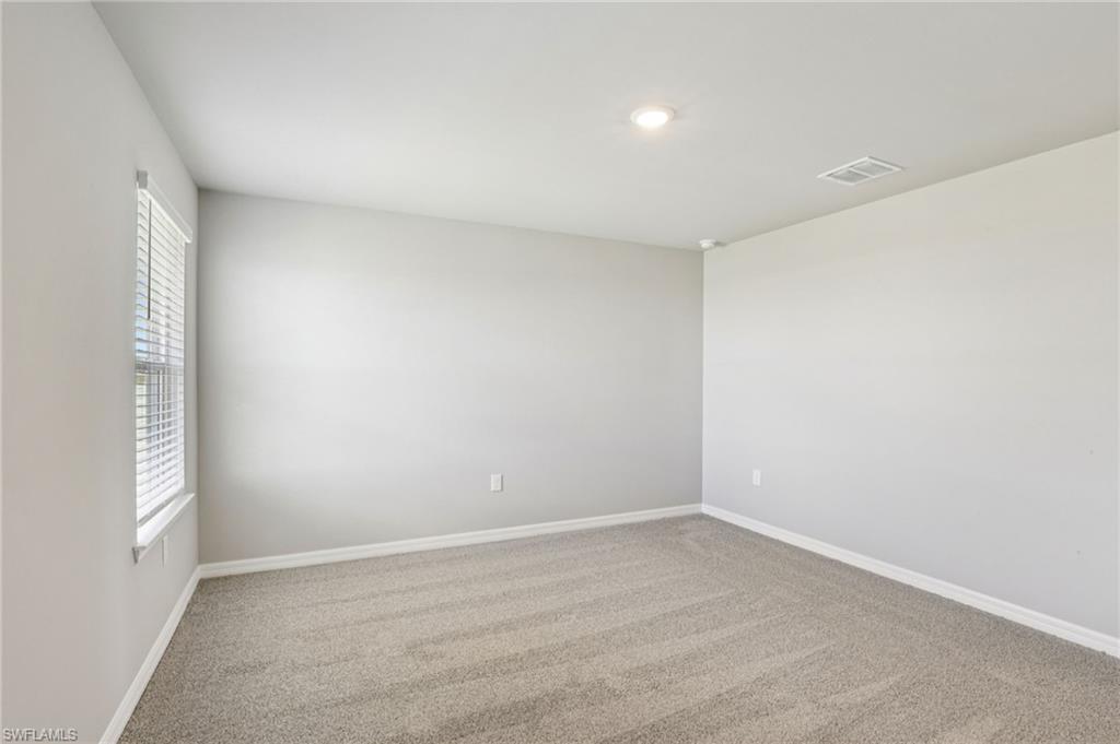 CRESCENT LAKES - Residential