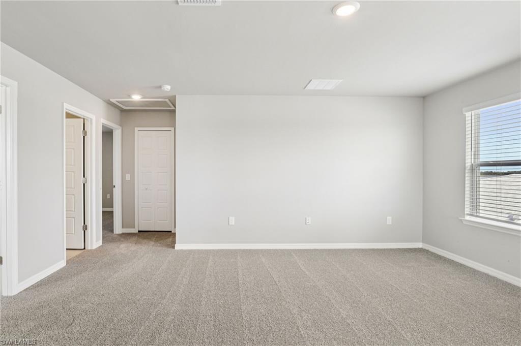 CRESCENT LAKES - Residential