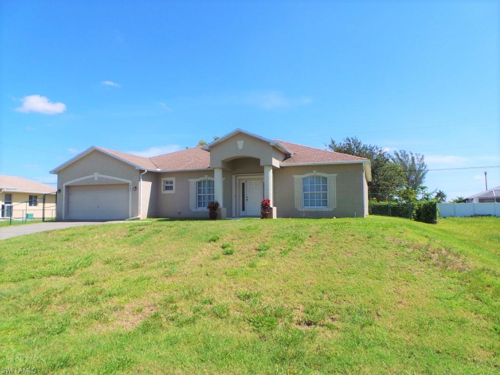 CAPE CORAL - Residential