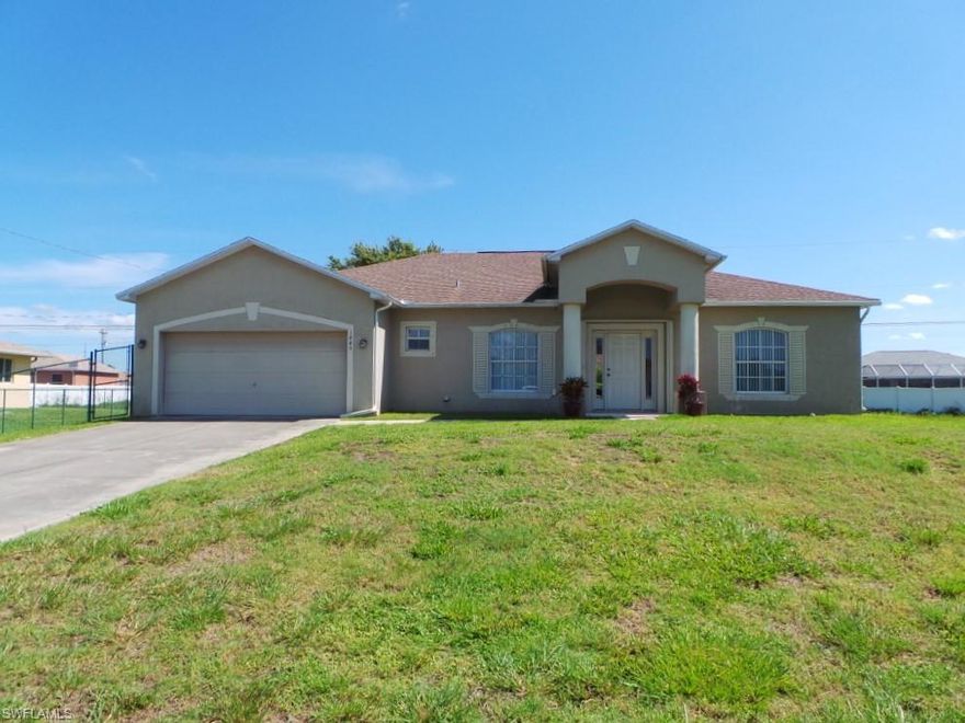 Fantastic Opportunity! Lovely Home now Available! Large Home with Over 1900 Square Feet with 3 Bedrooms, PLUS Den/Office/Formal Dining Room with French Doors and Fan, PLUS a Bonus Room with Arched Entry, Kitchen, Informal Dining Area, and Family Room! Wonderful Floor Plan with Many Possibilities and Split Formal  Bedrooms. Inviting Wide Tiled Foyer. Open Main Living Area with Kitchen with Large Wrap Around Breakfast Bar that overlooks the Family Room. Adjacent Eat In Kitchen Dining Area with Large Pantry. Nice Family Room with Sliders that lead out to the Screened Lanai. Nice Guest Bedrooms with Full Guest Bath with Tub Shower Combination between them. Master Bedroom with Large Walk In Closet. En Suite Master Bath with Large Garden Tub, Stand Up Shower, Linen Closet and Dual Sinks. Attached Screened Lanai. Large Tiled Laundry Room with Wash and Dryer and Freezer. Very Nice Fully Fenced Back Yard with Avocado Tree and Privacy Shrubs. Sprinkler System. Hurricane Shutters. Bonus Extended Garage. This is a Must See Home! Please Schedule Your Showings Today!