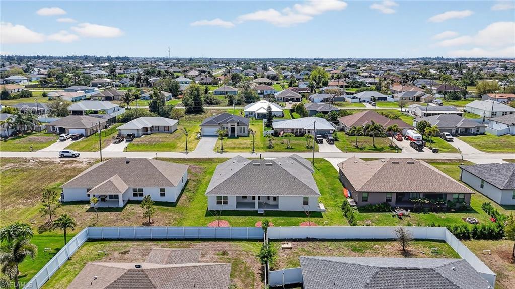 CAPE CORAL - Residential