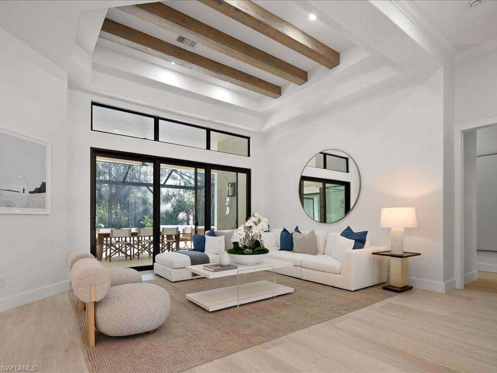 WILSHIRE LAKES - Residential