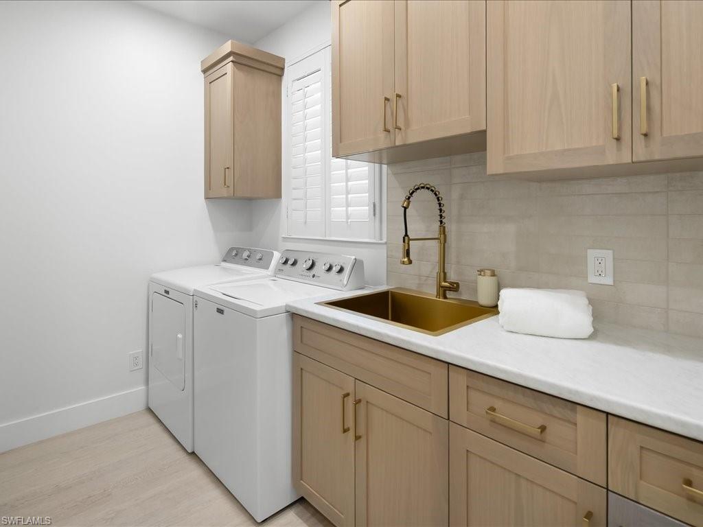 WILSHIRE LAKES - Residential