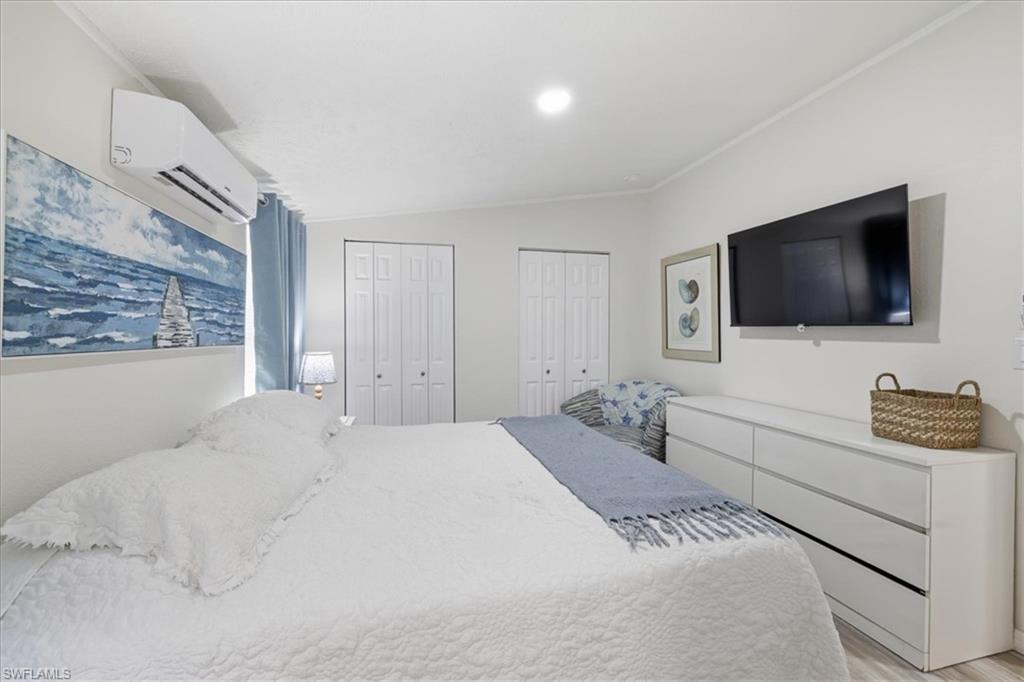 INDIAN CREEK - Residential Lease