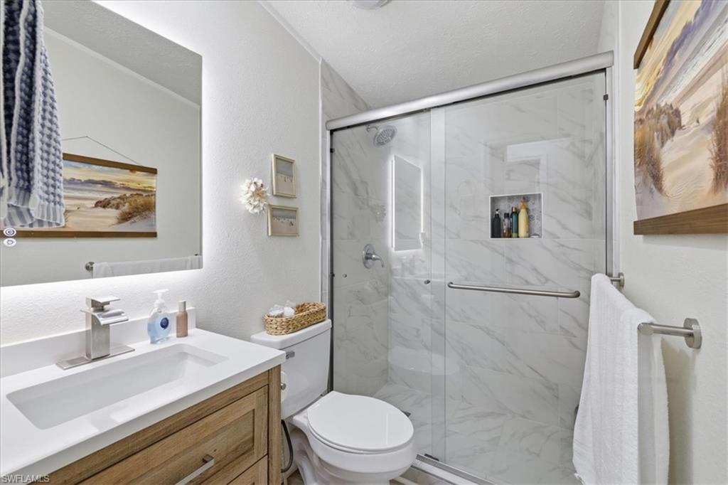 INDIAN CREEK - Residential Lease