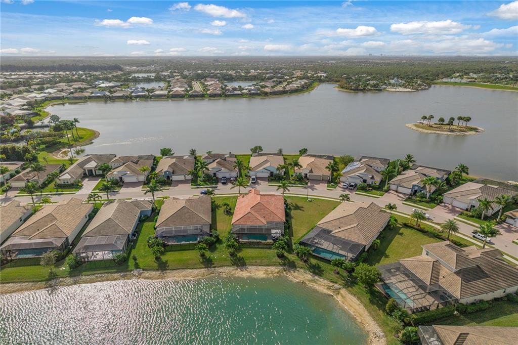 SUTTON CAY - Residential