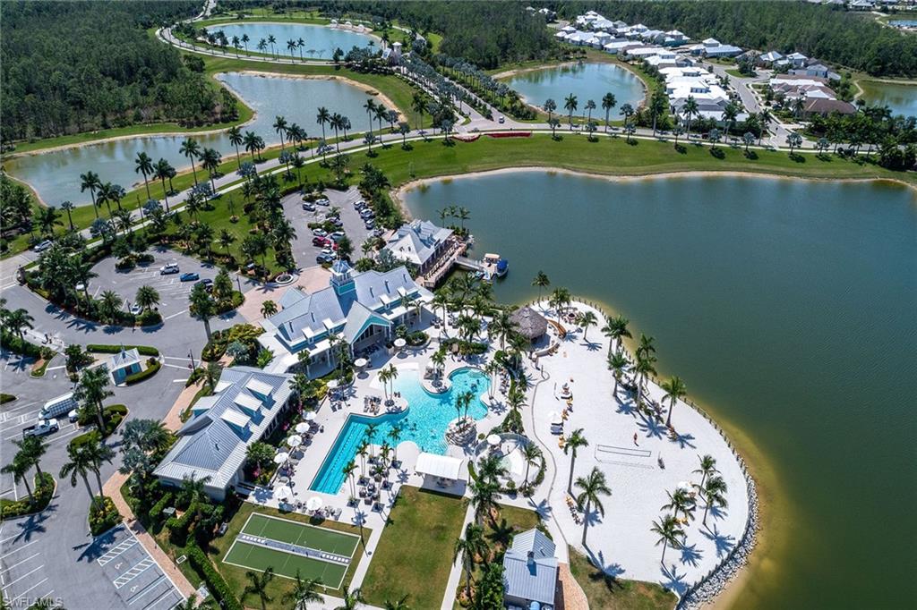 SUTTON CAY - Residential