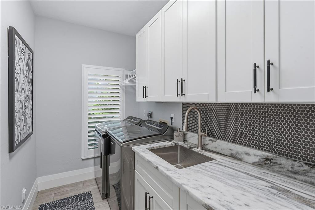 SUTTON CAY - Residential