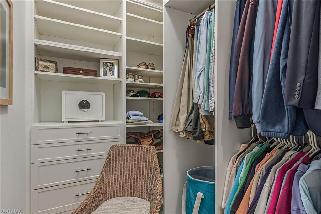 SUTTON CAY - Residential