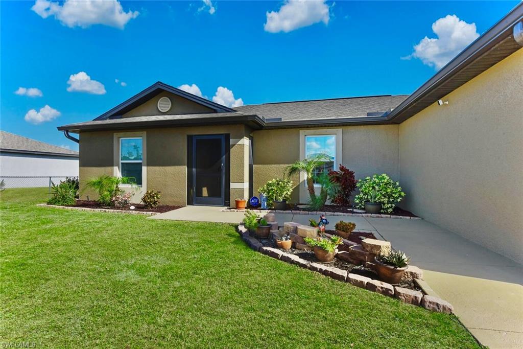 MIRROR LAKES - Residential