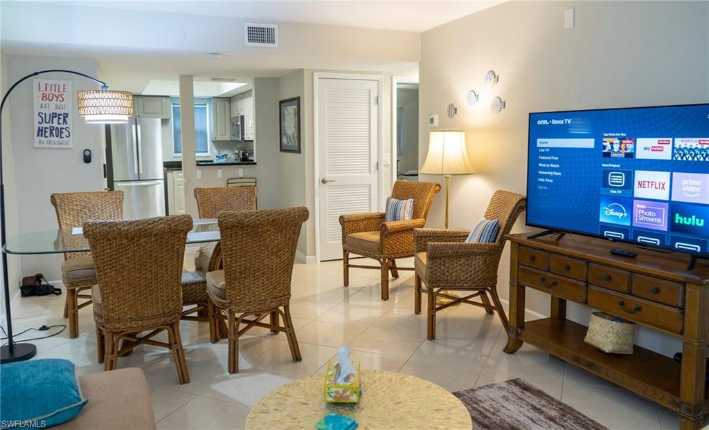 IMPERIAL PALMS - Residential Lease