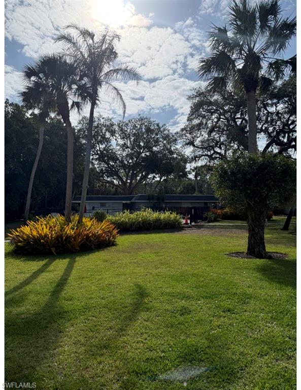 IMPERIAL PALMS - Residential Lease