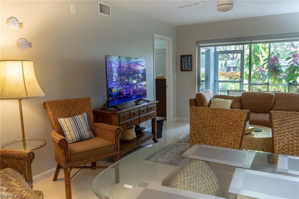 IMPERIAL PALMS - Residential Lease