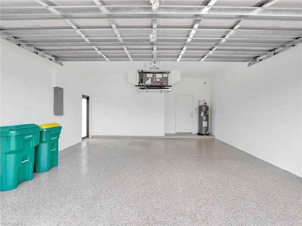 PORT CHARLOTTE - Residential Lease