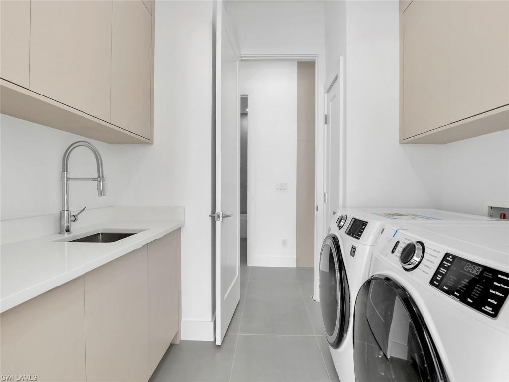 PORT CHARLOTTE - Residential Lease