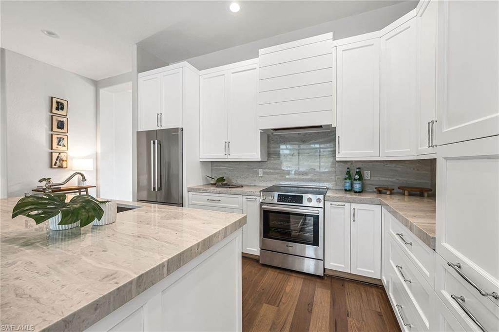 TIERRA LAGO - Residential