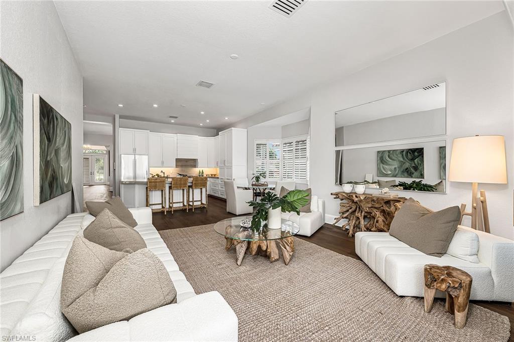 TIERRA LAGO - Residential