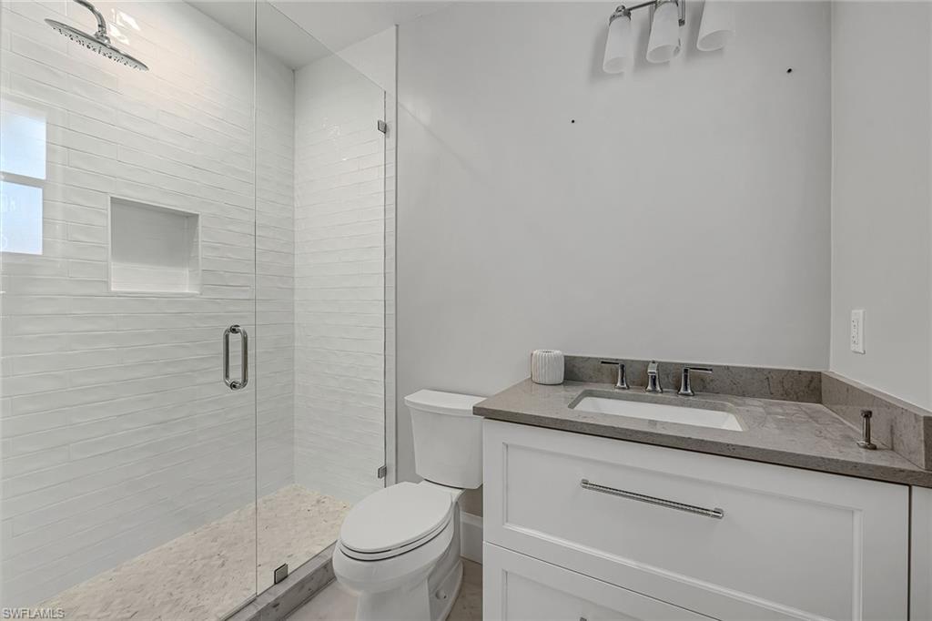 TIERRA LAGO - Residential