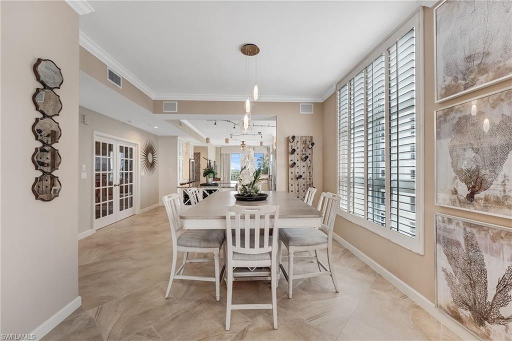 THE SHORES - Residential