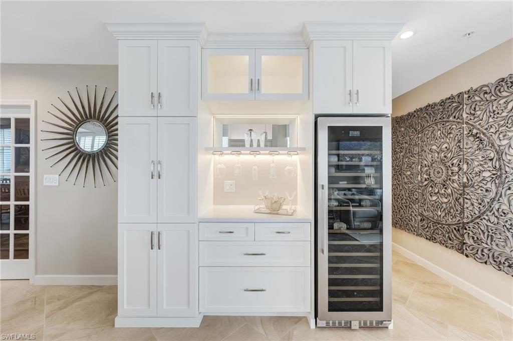 THE SHORES - Residential