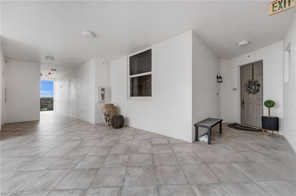 THE SHORES - Residential