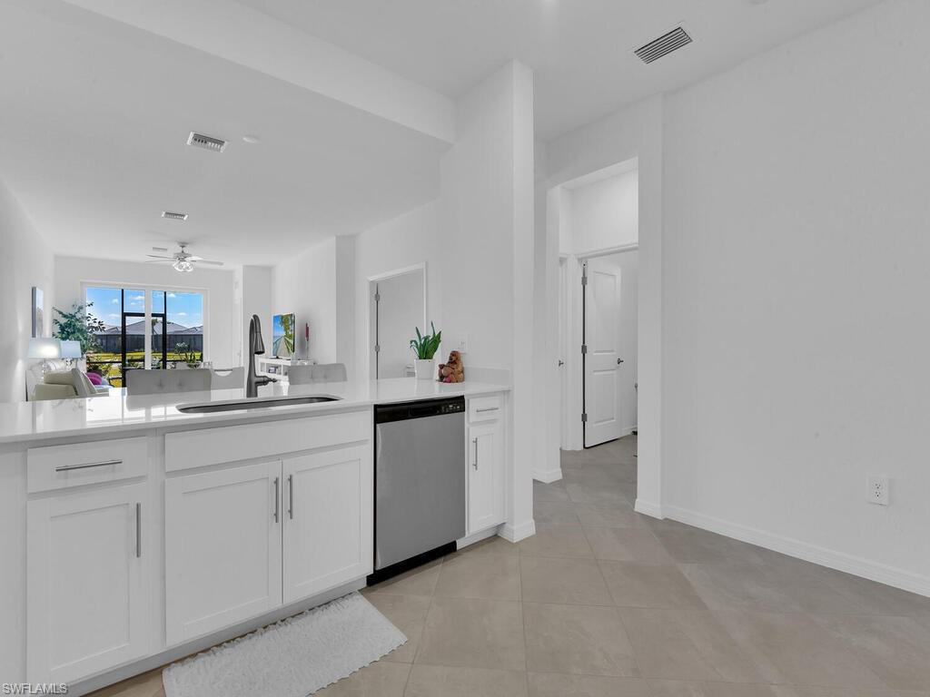 TUCKERS COVE - Residential