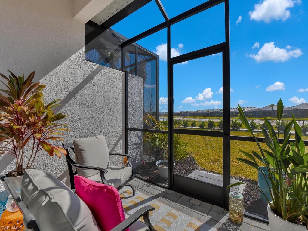 TUCKERS COVE - Residential