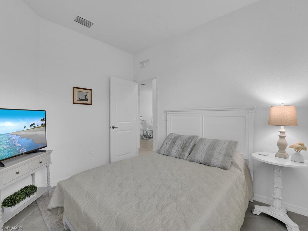 TUCKERS COVE - Residential