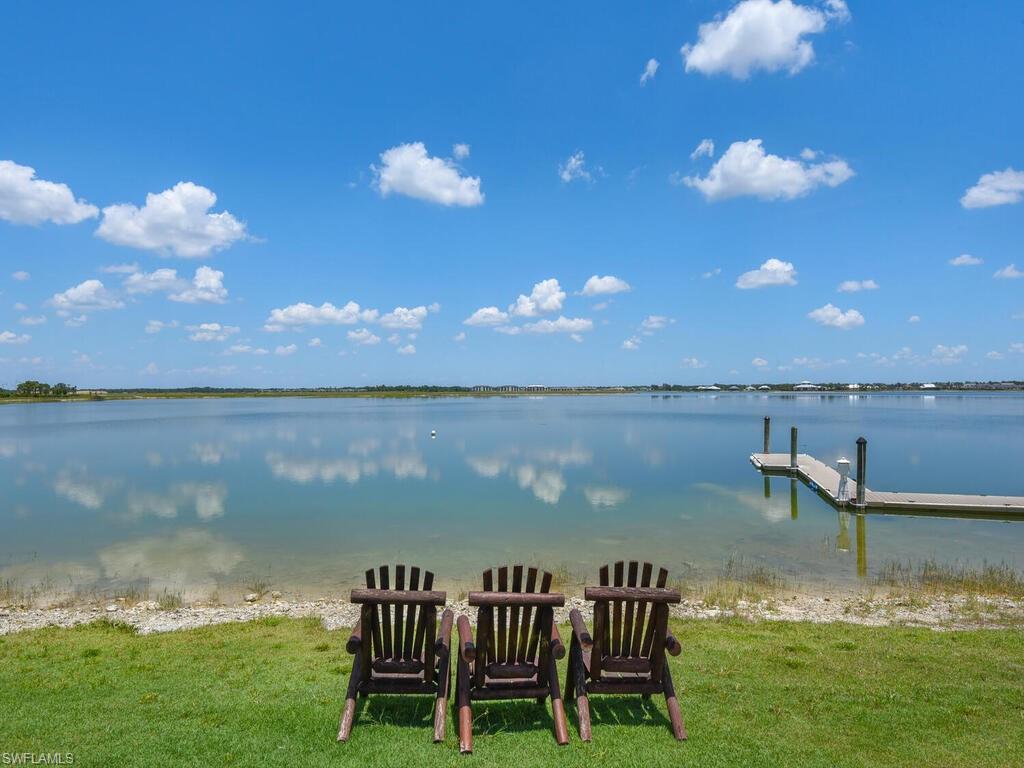 TUCKERS COVE - Residential