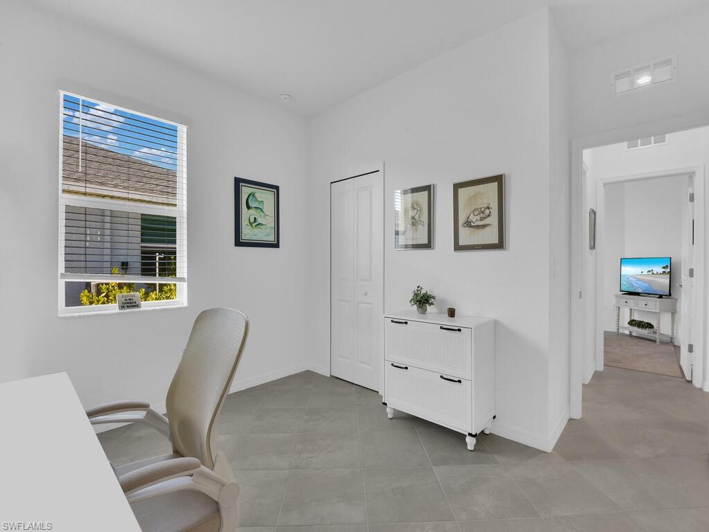 TUCKERS COVE - Residential