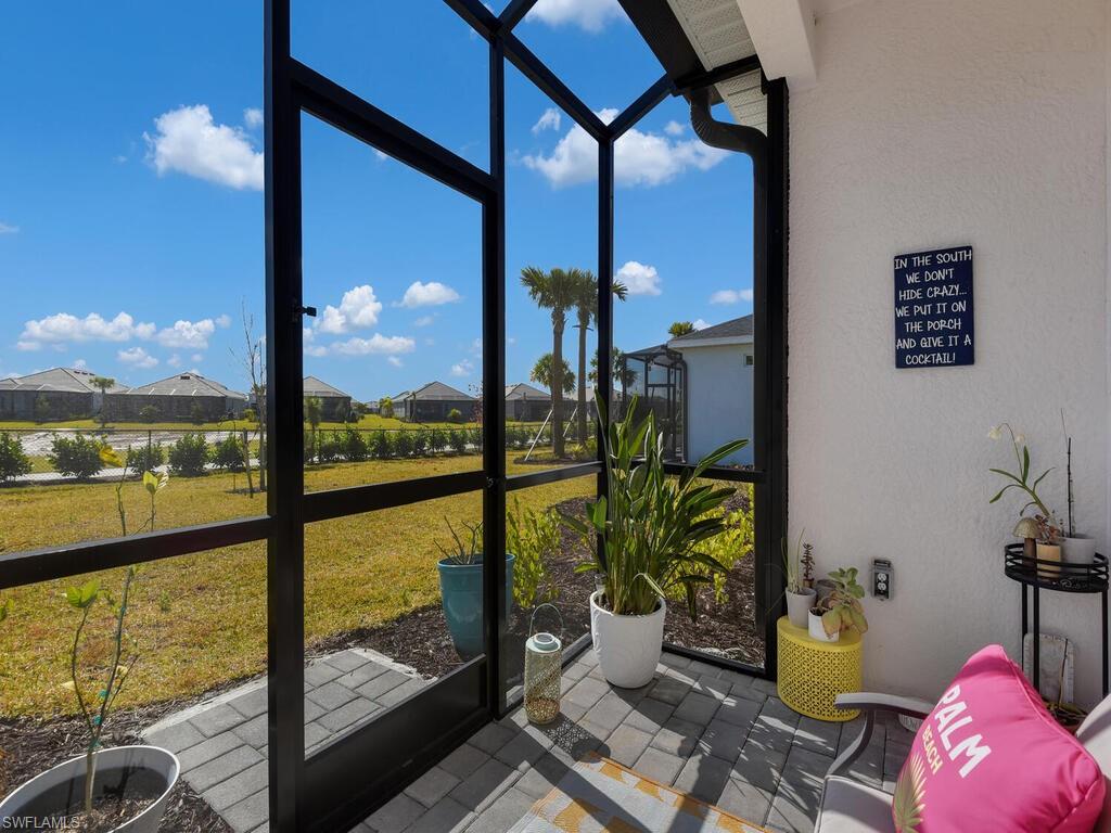 TUCKERS COVE - Residential