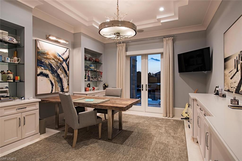 PARK SHORE - Residential