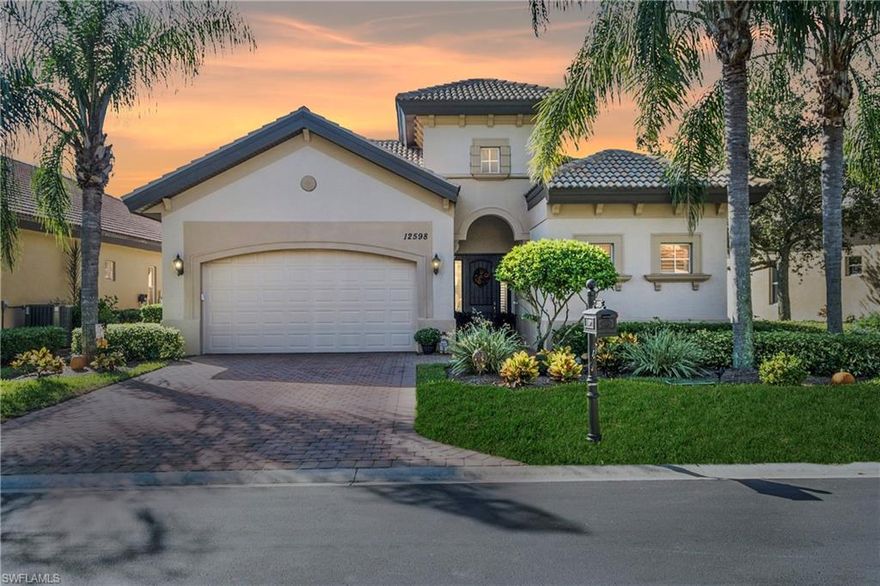 Grandezza -  COURTYARD HOME WITH POOL & SPA