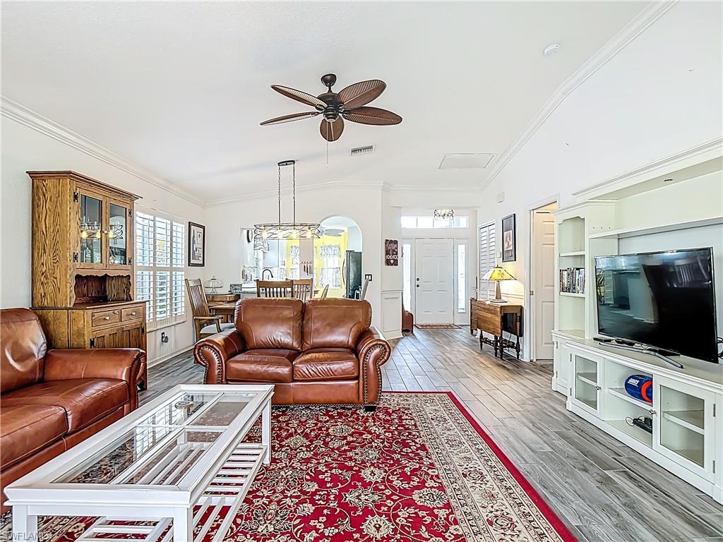 DEL VERA COUNTRY CLUB - Residential